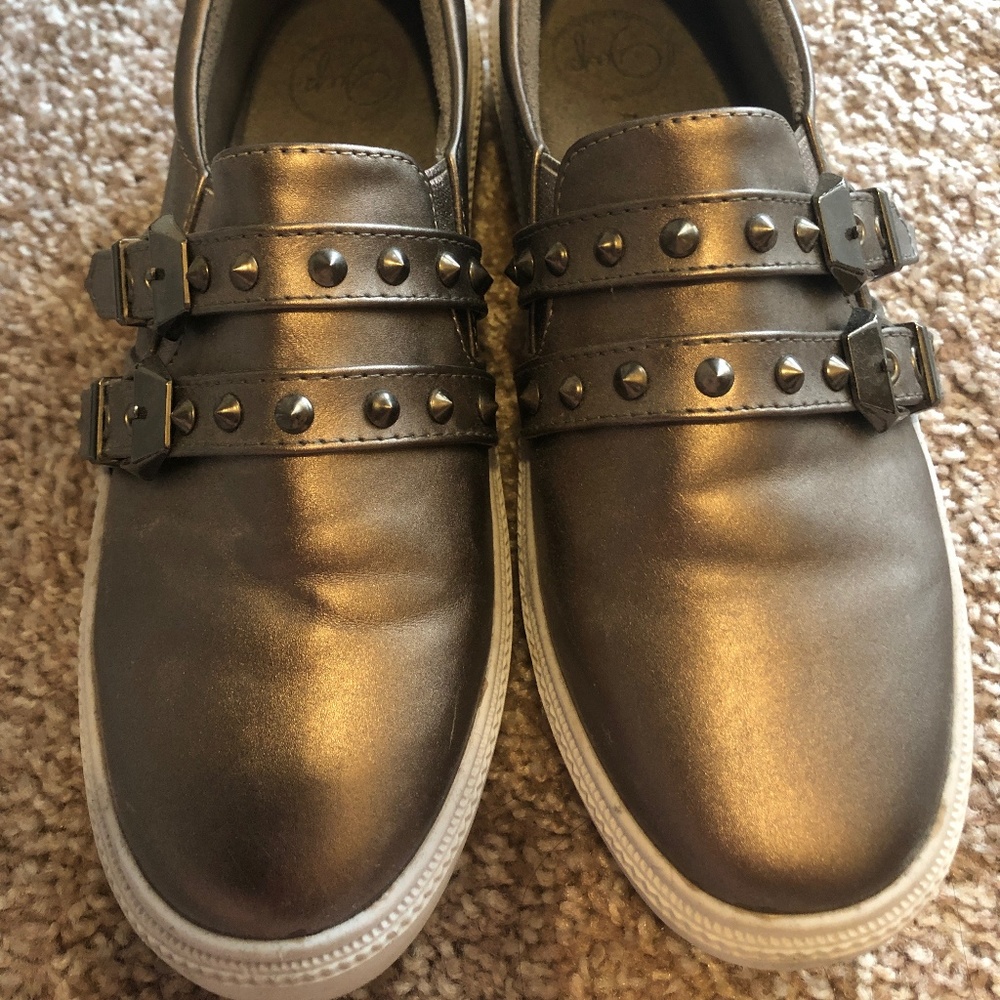 Slip on shoes